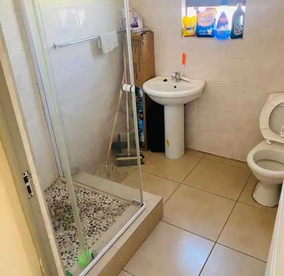 Standard-huone, Busy Bee Guest House