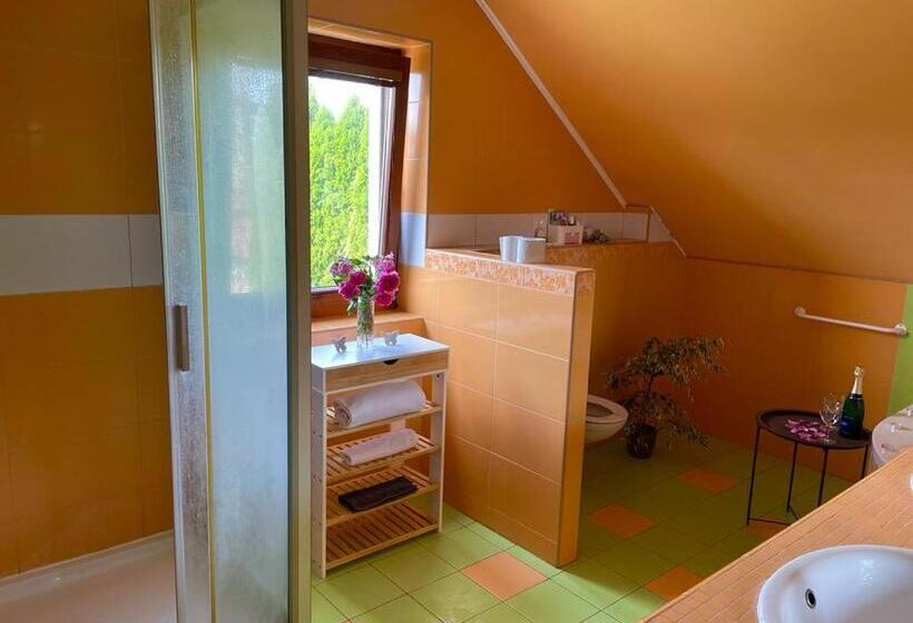 Семейный Номер Deluxe, Czech Paradise Family Guest House With Breakfast & Garden