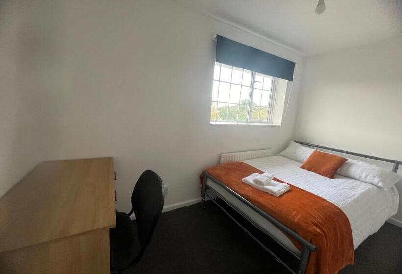 Номер Стандарт, The Coral Guest House 1 Mile From Winchester Market