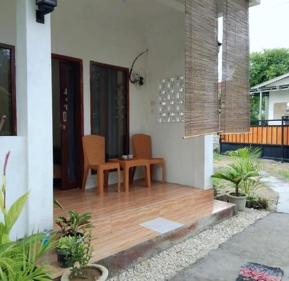 Pokój Ekonomiczny Jednoosobowy, The Gare S Villa Mandalika A