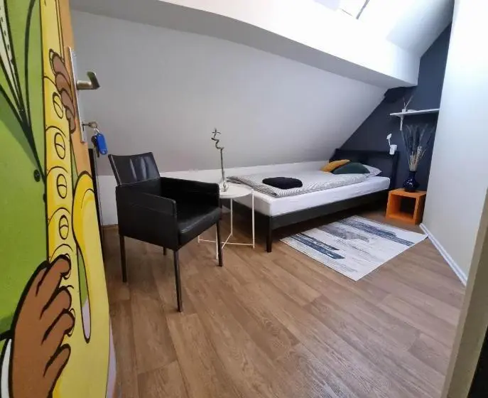اتاق استاندارد یک تخته با سرویس بهداشتی مشترک, Sax Pub Hostel Ljubljana