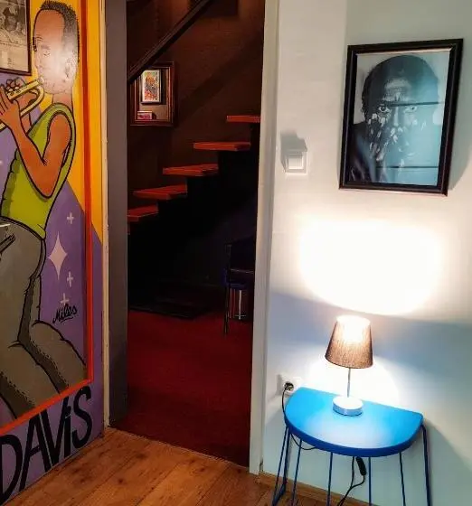 اتاق استاندارد, Sax Pub Hostel Ljubljana