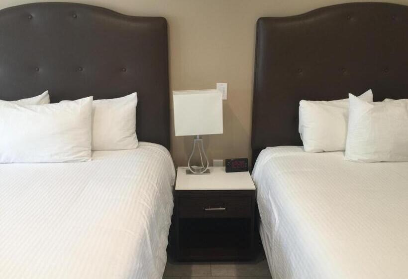 חדר דחוקס עם מיטת קינג, El Royale Hotel Near Universal Studios