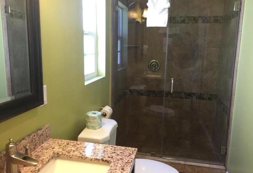 חדר דלוקס, El Royale Hotel Near Universal Studios