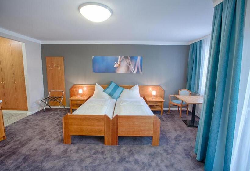 Люкс, Frühstückshotel Waldbauer