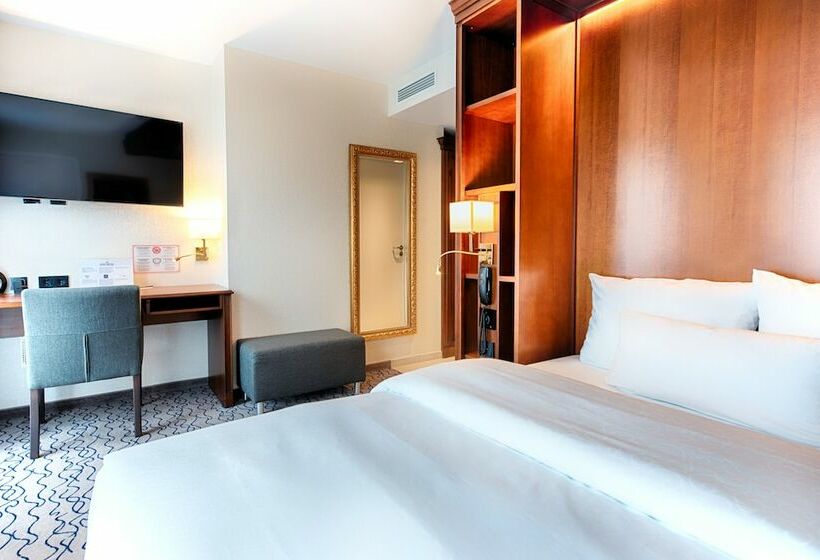 标准间, Advastay By King's