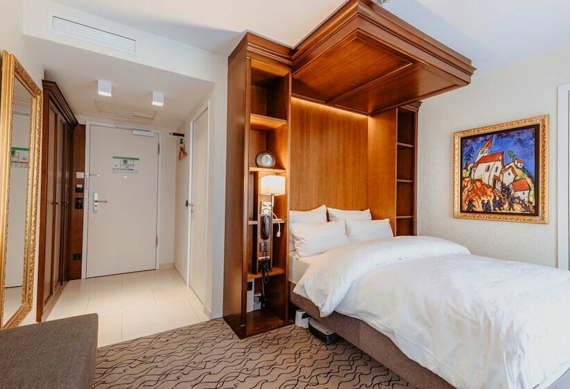 标准间, Advastay By King's