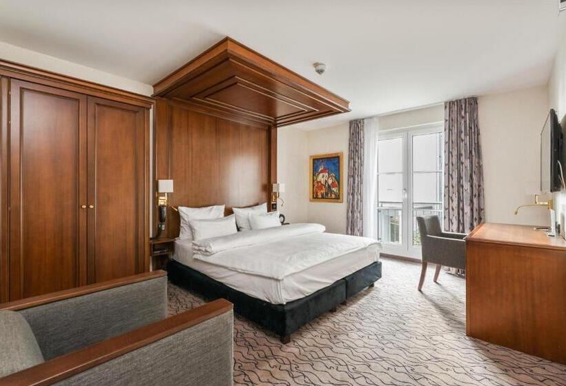 俱乐部房间, Advastay By King's