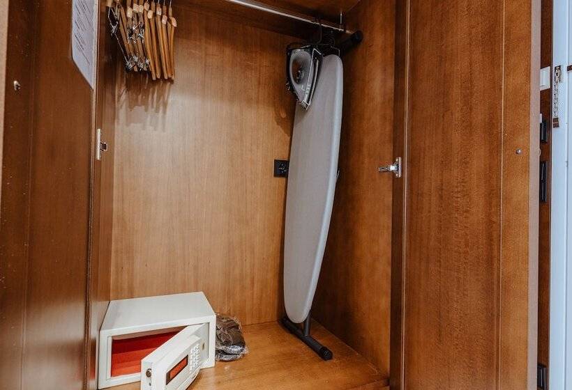 标准间, Advastay By King's