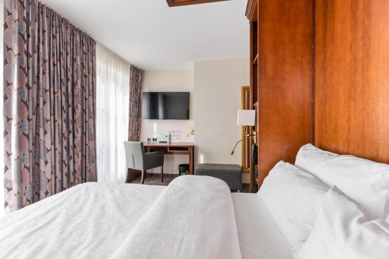 标准间, Advastay By King's