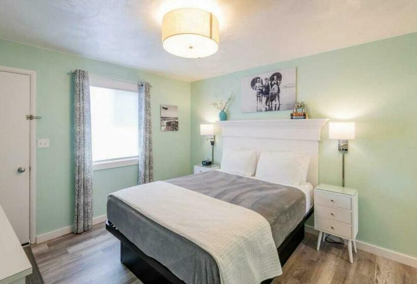 デラックスルーム, Beachside Inn