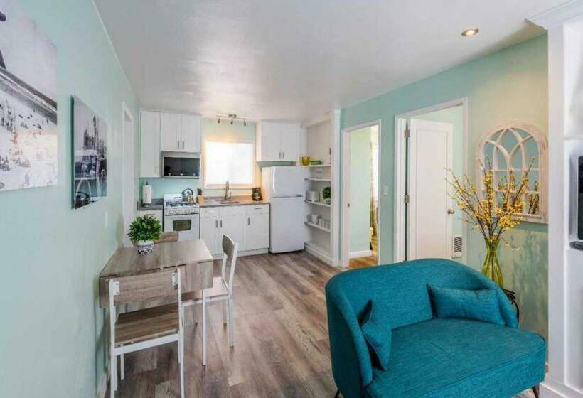 スタンダードルーム, Beachside Inn