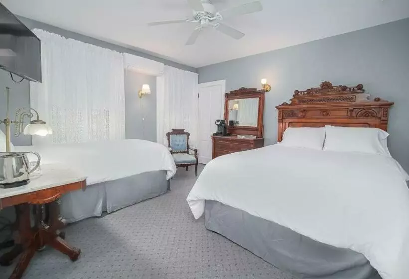 デラックスルーム, Bedford Inn