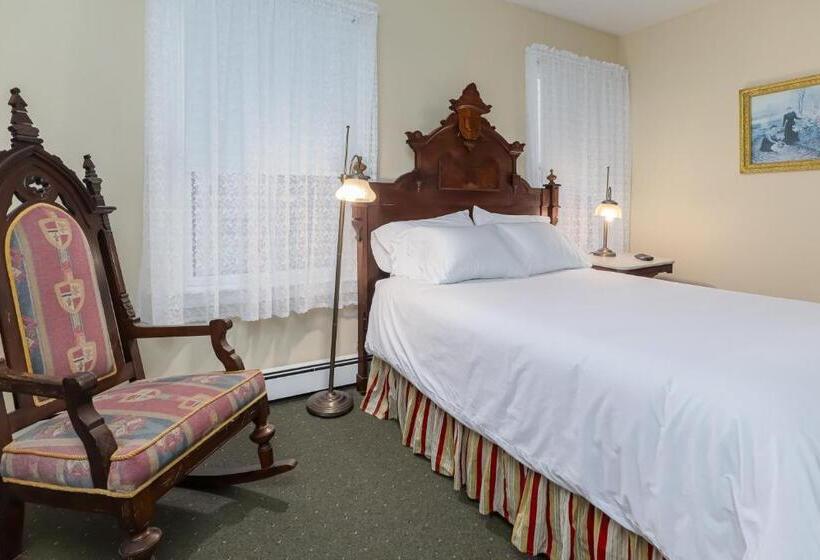 デラックストリプルルーム, Bedford Inn