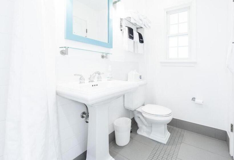 Quarto Estandar Cama King, Canalside Inn