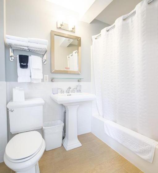 Номер Стандарт, Canalside Inn