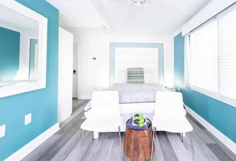 Номер Стандарт, Canalside Inn