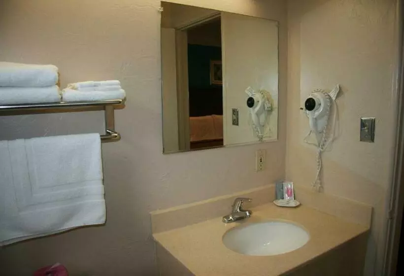 Standard-huone King-vuode, Civic Center Lodge / Lake Merritt Bart