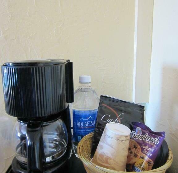 غرفه قياسيه سريرين مزدوجين, Civic Center Lodge / Lake Merritt Bart