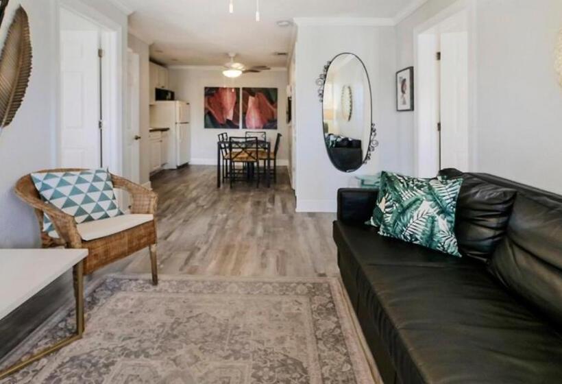 带1个卧室带花园景观的公寓, Coconut Inn Passagrille Beach