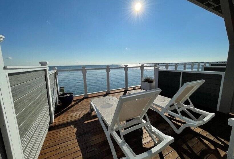 带景观的带双人床的标准间, Dyer's Beach House