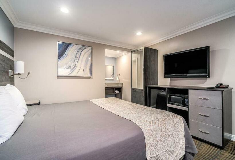 חדר סטנדרט עם מיטת קינג, Friendly Hills Inn