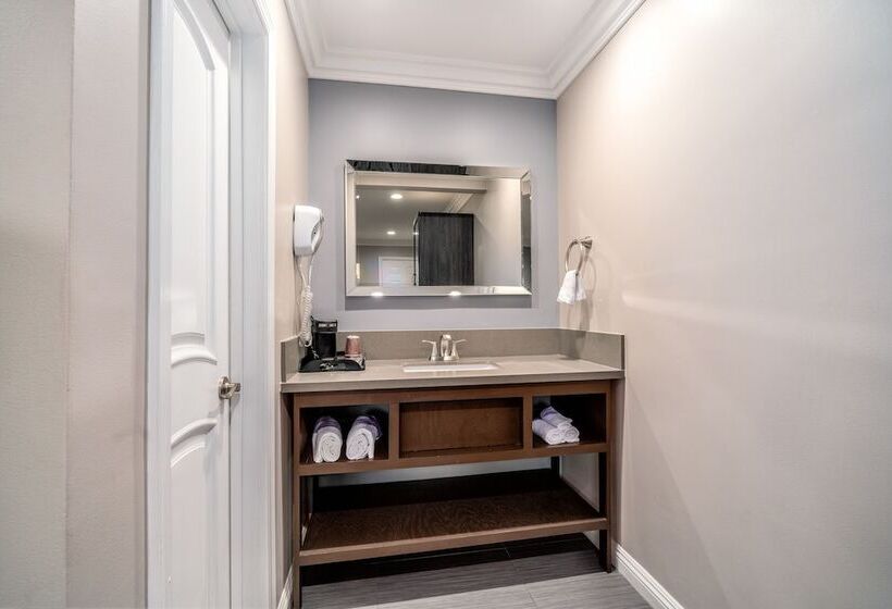 חדר סטנדרט, Friendly Hills Inn