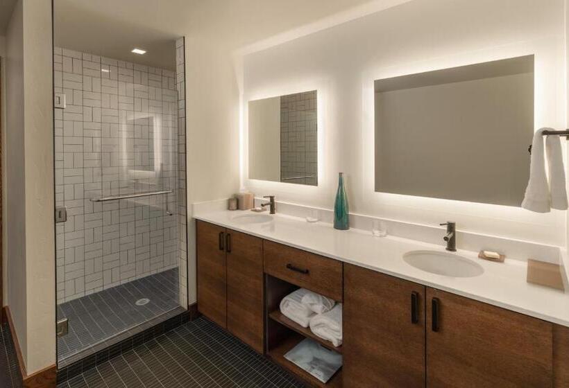 带2个卧室的套房, Juniper Preserve