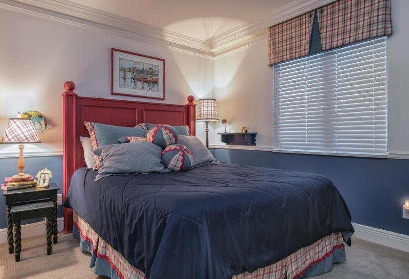 3ベッドルームアパートメント, Romar Beach