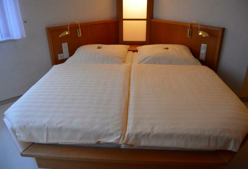 スタンダードルーム, Stadt Jessen