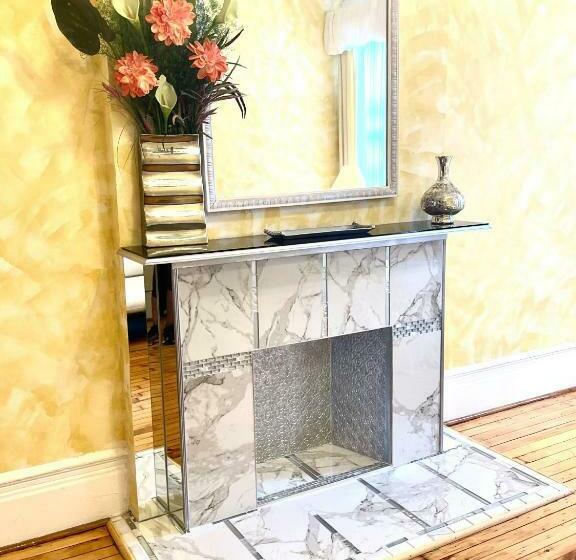 اتاق استاندارد, The International Cozy Inn