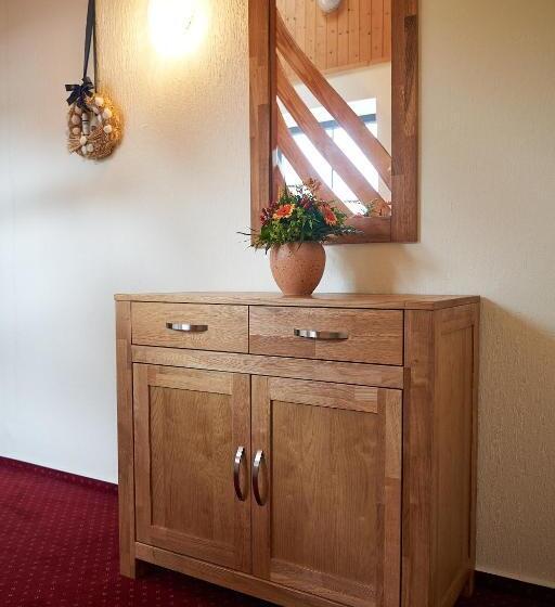 غرفة قياسية ثلاثية, K357 Hotel & Restaurant Zur Post In Otterndorf Bei Cuxhaven