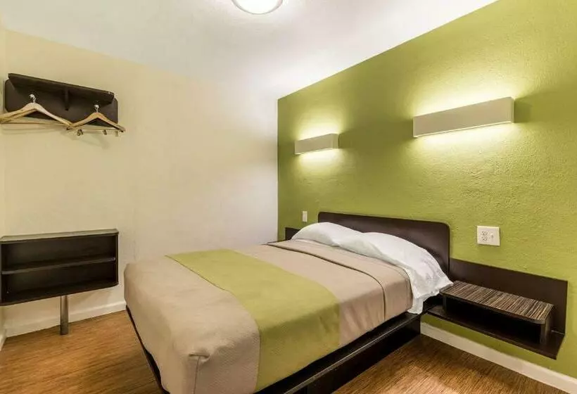 Standard-huone King-vuode, Motel 6 San Rafael