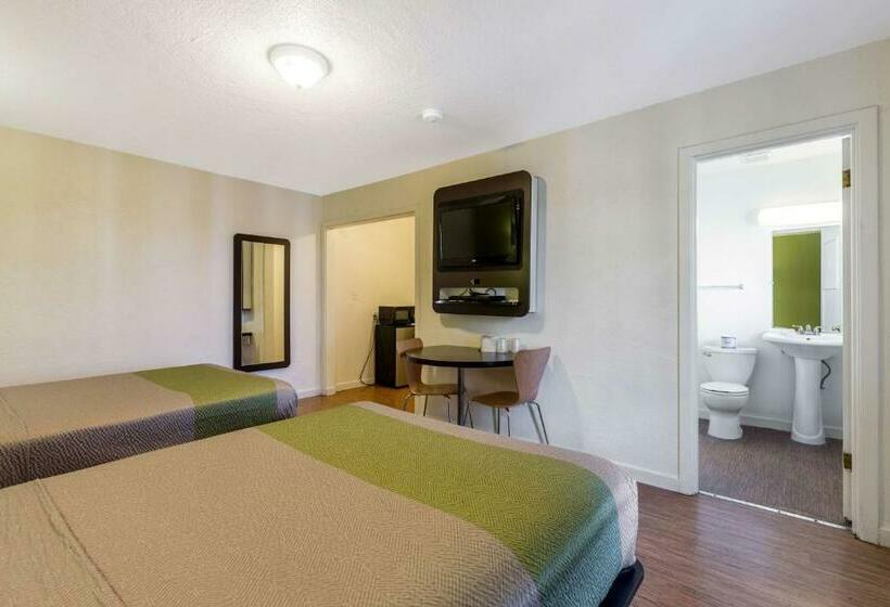 غرفة قياسية رباعية, Motel 6 San Rafael