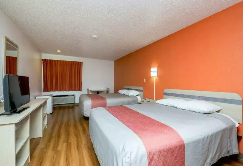スタンダードルーム, Motel 6waterloo, Ia