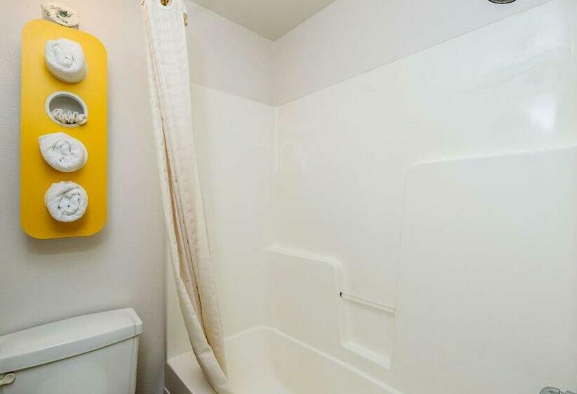 Номер Стандарт, Motel 6waterloo, Ia
