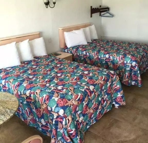 スタンダードルーム, Pyramid Resort Motel