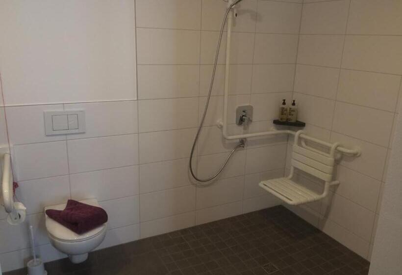 Семейный Номер, Zum Hirschen   Hotel & Gasthaus Beim Stöckeler