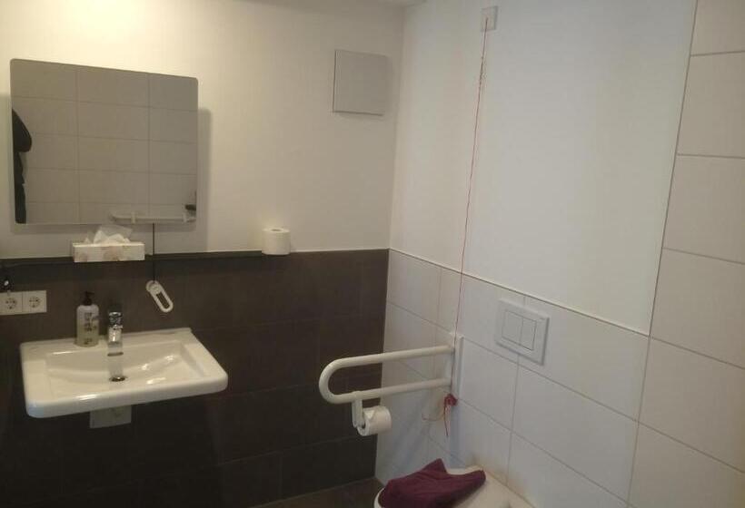 Семейный Номер, Zum Hirschen   Hotel & Gasthaus Beim Stöckeler