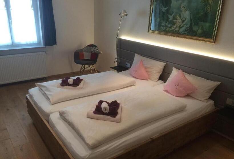 Семейный Номер, Zum Hirschen   Hotel & Gasthaus Beim Stöckeler