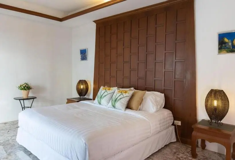キングサイズベッドのスタンダードルーム, Baansook Resort Koh Chang