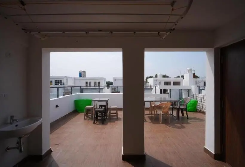 スタンダードルーム, Aayushman Luxury Homes