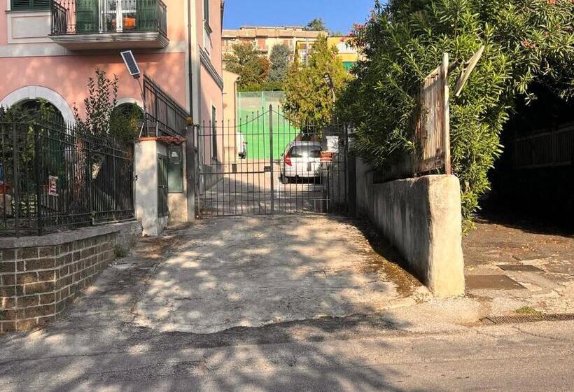 آپارتمان لوکس 1 خوابه, L’angolo Degli Etruschi