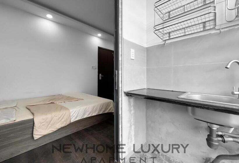 اتاق لوکس با بالکن, Dlux Saigon Condo