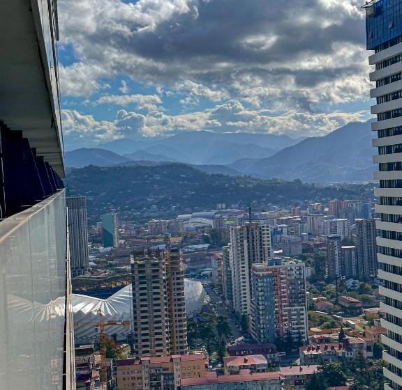 استودیو استاندارد با بالکن, Batumivip