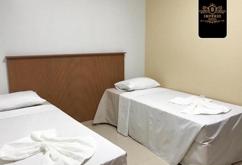 Quarto Estandar, Império