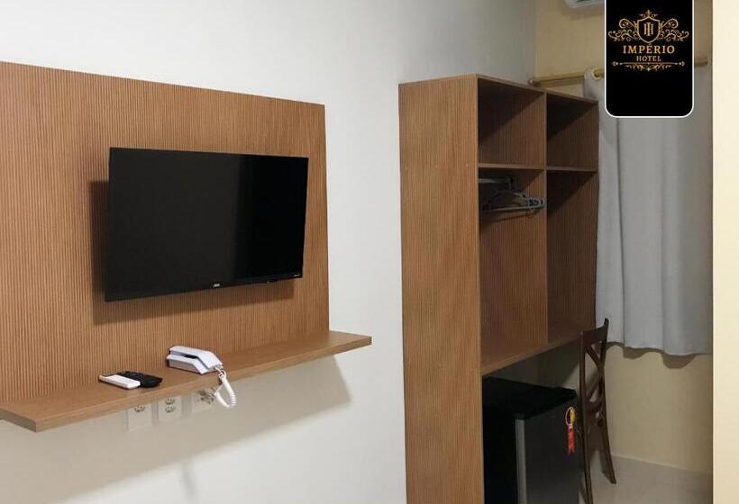 חדר דלוקס, Império