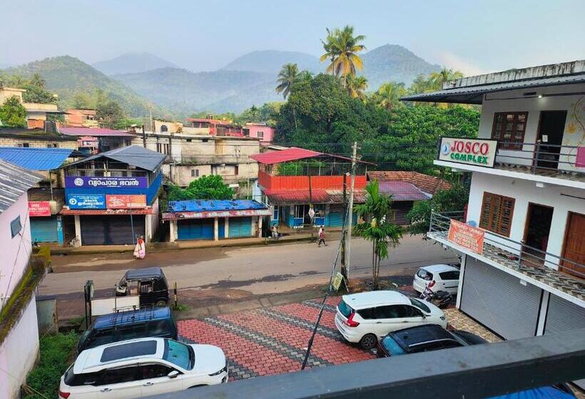 スーペリアスタジオ, Josco Residency