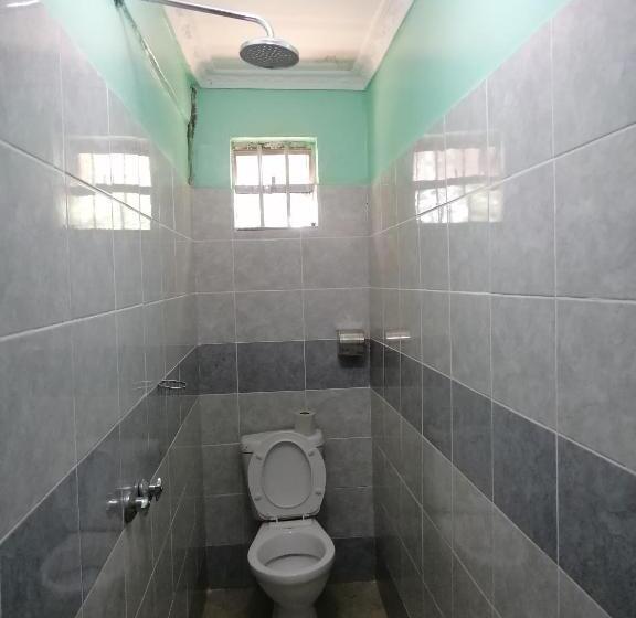 اتاق استاندارد یک نفره, Milimani Greens Inn