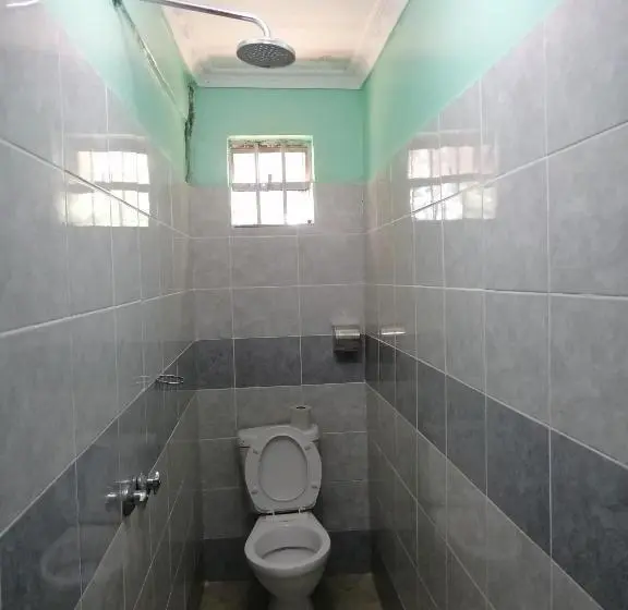 اتاق استاندارد یک نفره, Milimani Greens Inn